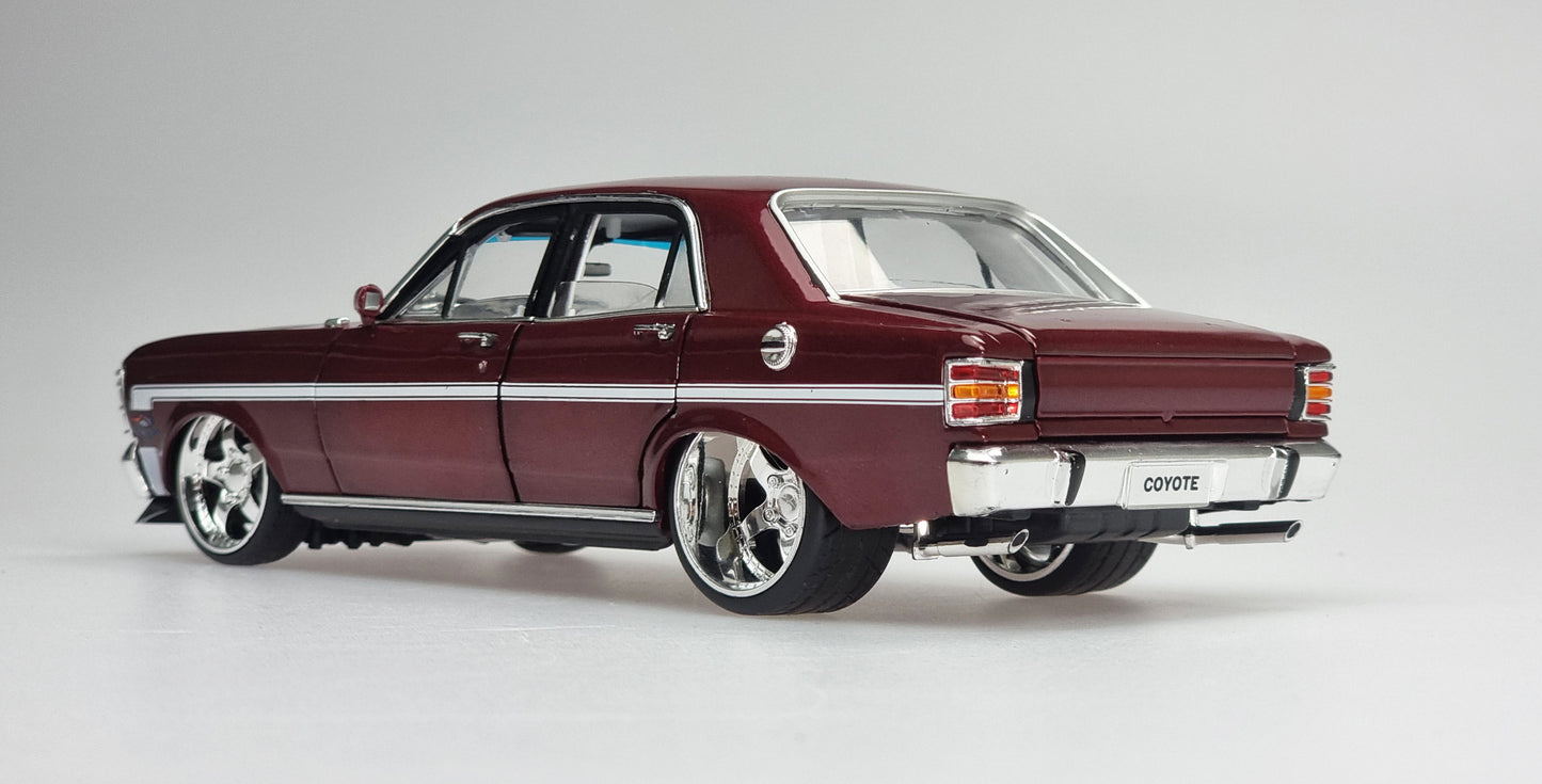 Cruise in Style: 1:24 Cherry Bomb XW Custom Slammed Model