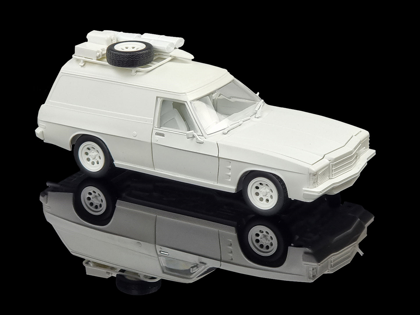 1:24  Plastic Kit Max's HJ Holden Sandman Panelvan - Sealed Body Opening Bonnet w/Engine Movie