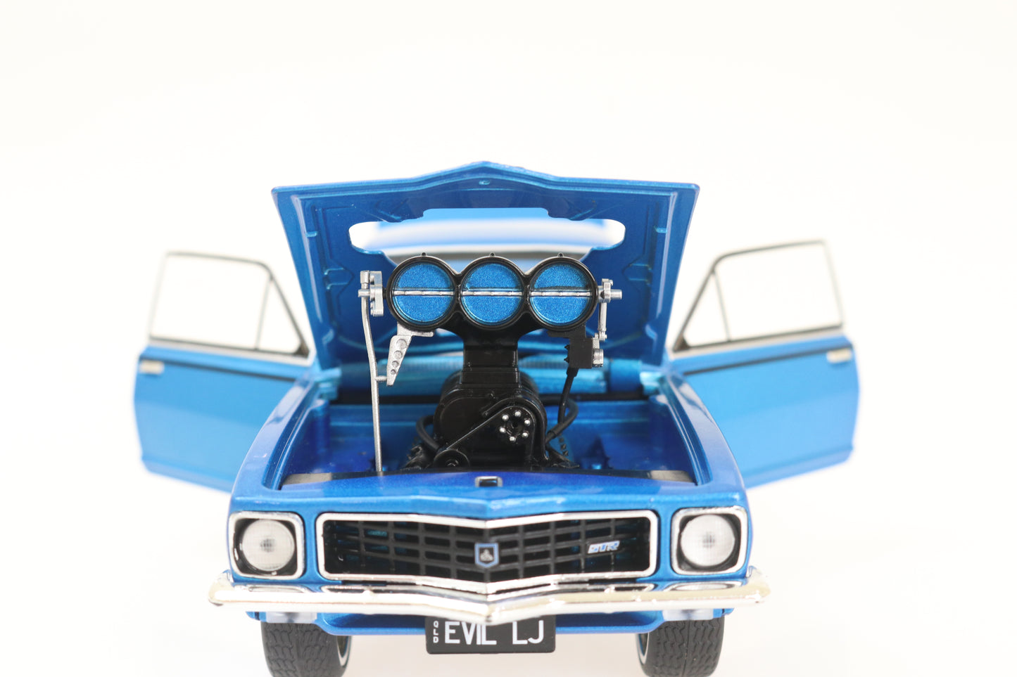 1:24 Evil LJ Torana