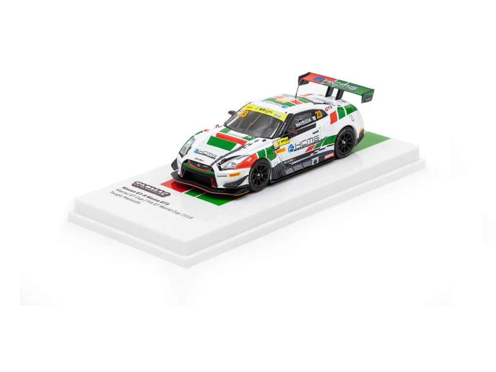 1:64 Nissan Nismo GT-R GT3  Macau GT Cup - FIA GT World Cup 2018 Tsugio Matsuda with Metal Oil Can