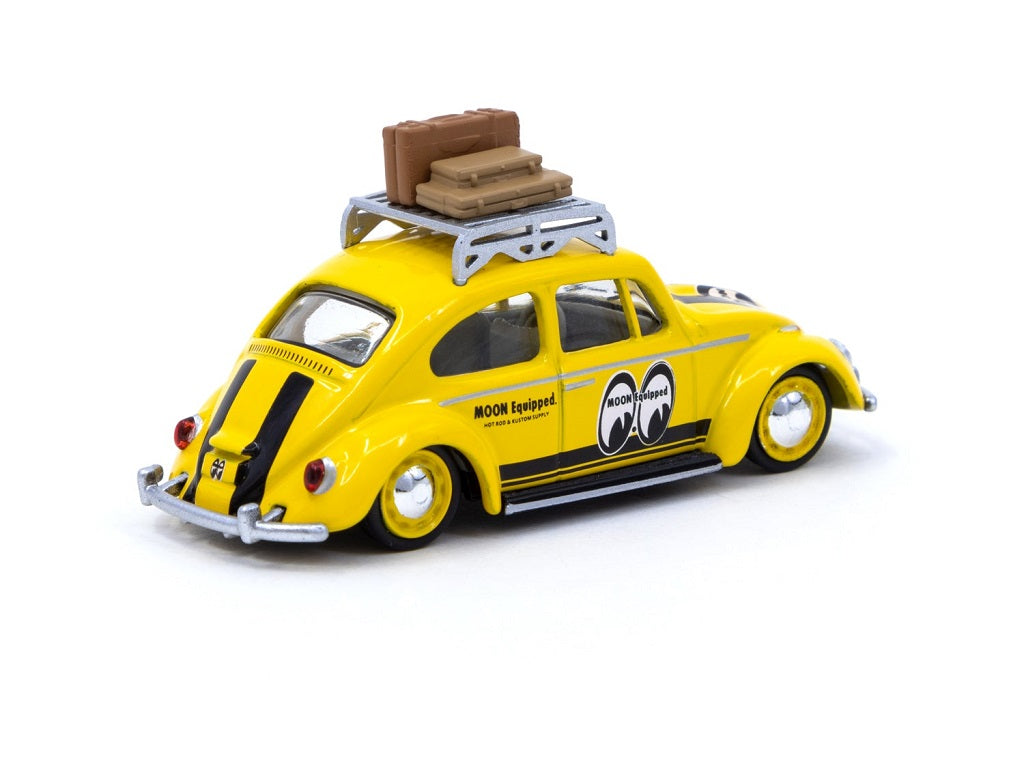 1:64 Mooneyes VW Beetle w/Roof Rack and Suitcases